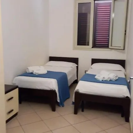 Fronte Mare Aparthotel Santa Maria Del Focallo