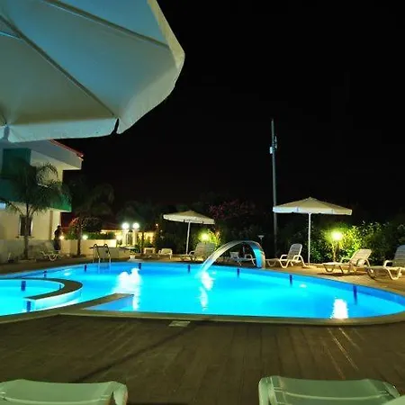 Fronte Mare Aparthotel *