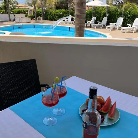 Fronte Mare Aparthotel Santa Maria Del Focallo