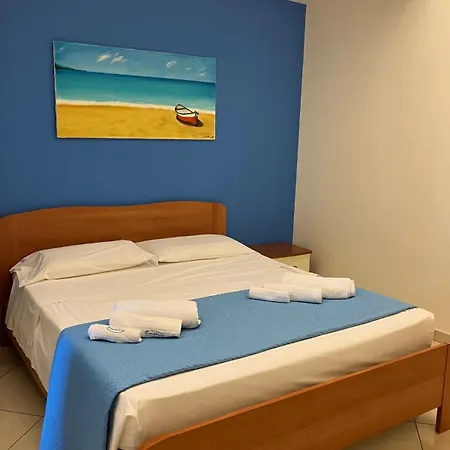 Fronte Mare Aparthotel Santa Maria Del Focallo