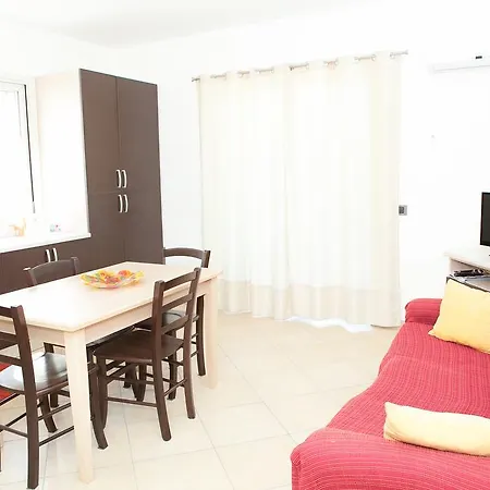 Aparthotel Fronte Mare Santa Maria Del Focallo